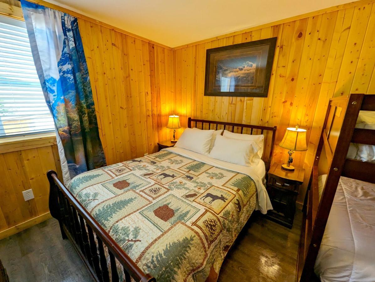 Yellowstone'S Treasure Cabins Gardiner Exterior foto