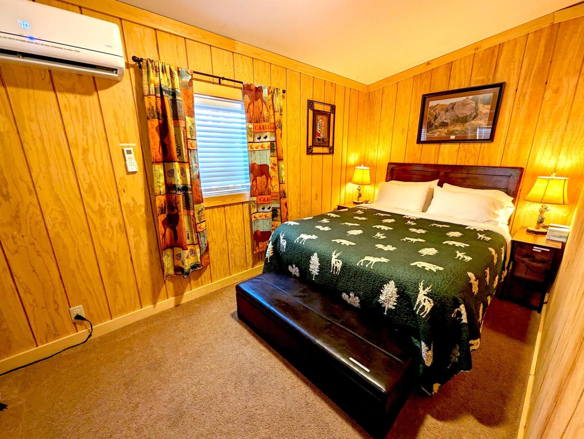 Yellowstone'S Treasure Cabins Gardiner Exterior foto